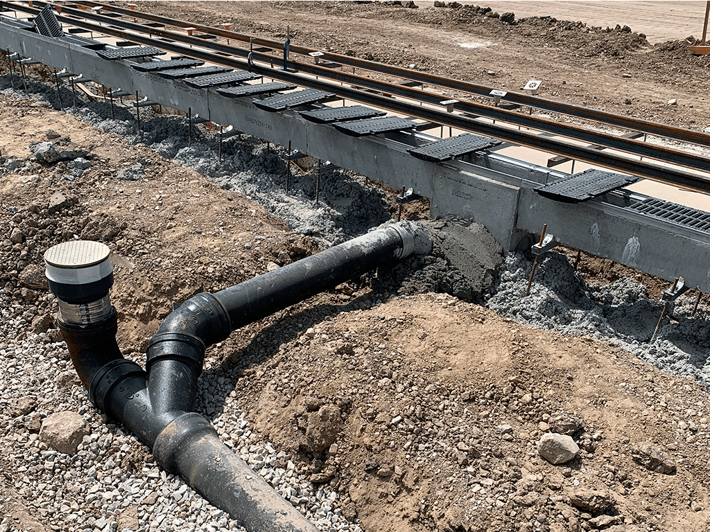 Пескоуловитель водоотводный фибробетонный серия PRO DN100 H500 с решеткой чугунной D400 (500x160x500)