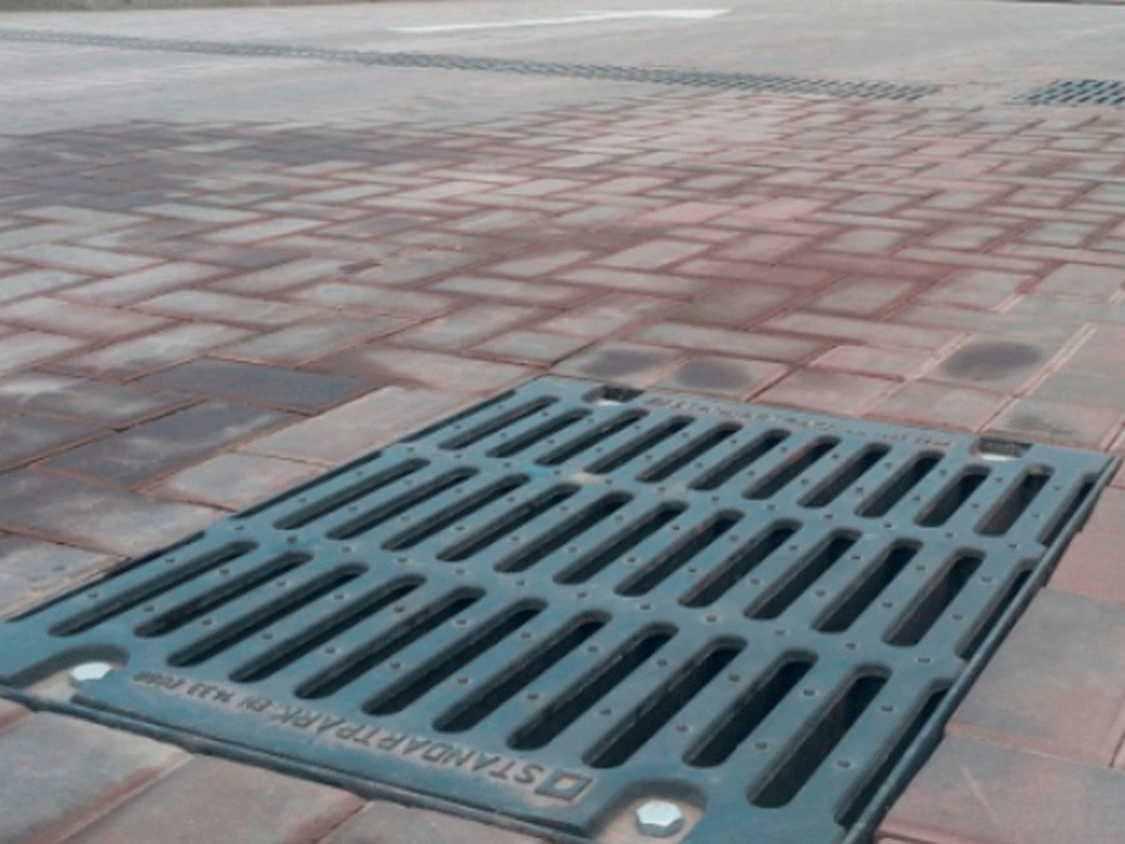 Дождеприемник фибробетонный MEGA DN300, трёхсекционный, с решеткой чугунной класс нагрузки E600