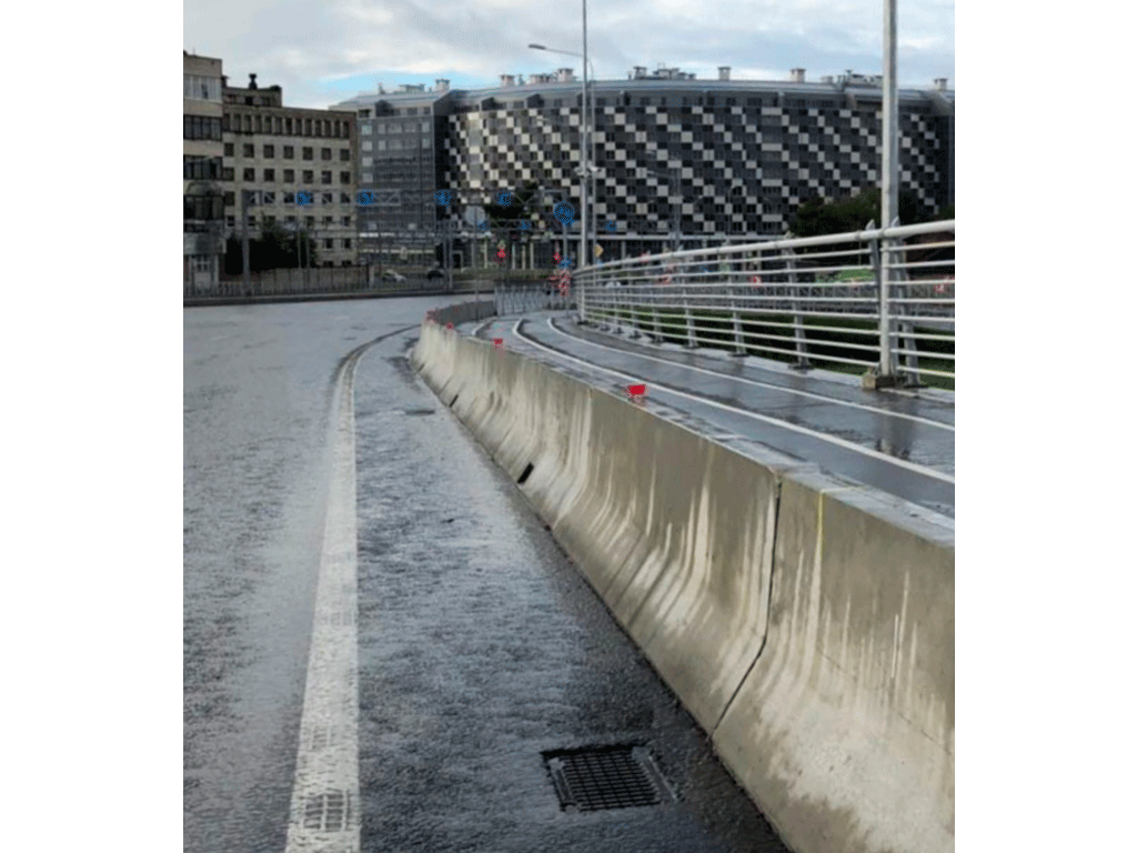 Трап водоотводный STEELMAX DRIVE стандартный DN200-DN300 с чугунной решеткой класс D400-E600 