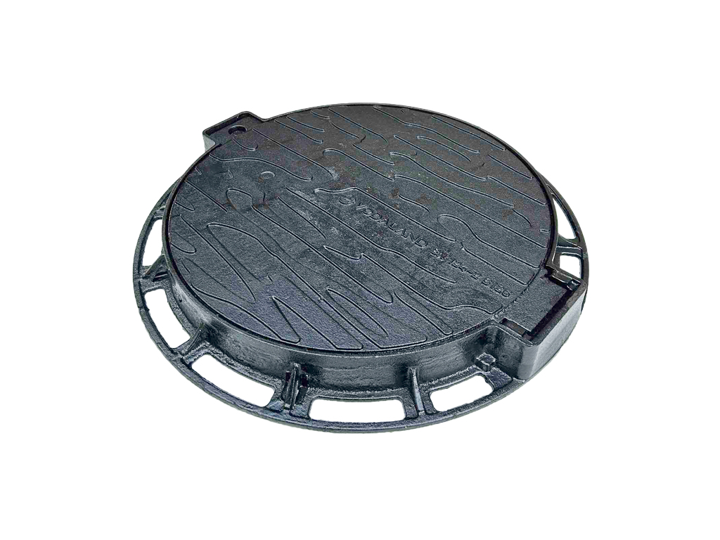 Capac fontă rotund cu ramă Dext=700mm, pas liber=550mm, H=65mm cu închizător, clasa de sarcini B125