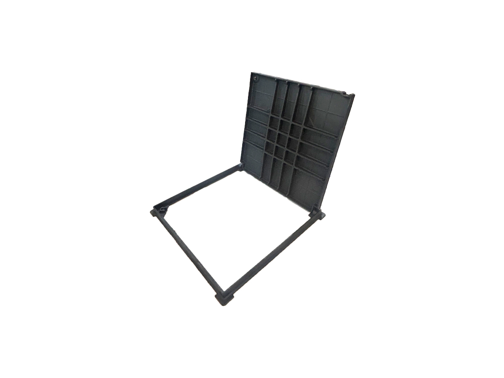 Capac fontă Urban pătrat cu rama 620x620 mm, pas liber 550x550 mm, H=38 mm, clasa de sarcini B125 EN 124-2:2016