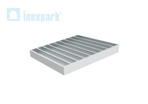 Решетка щелевая из нержавеющей стали, для трапа 300х300