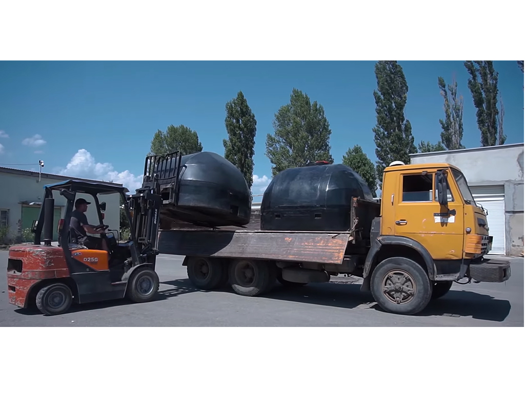 Емкость 6500 литров, горизонтальная, для транспортировки удобрений КАС и пищевых жидкостей