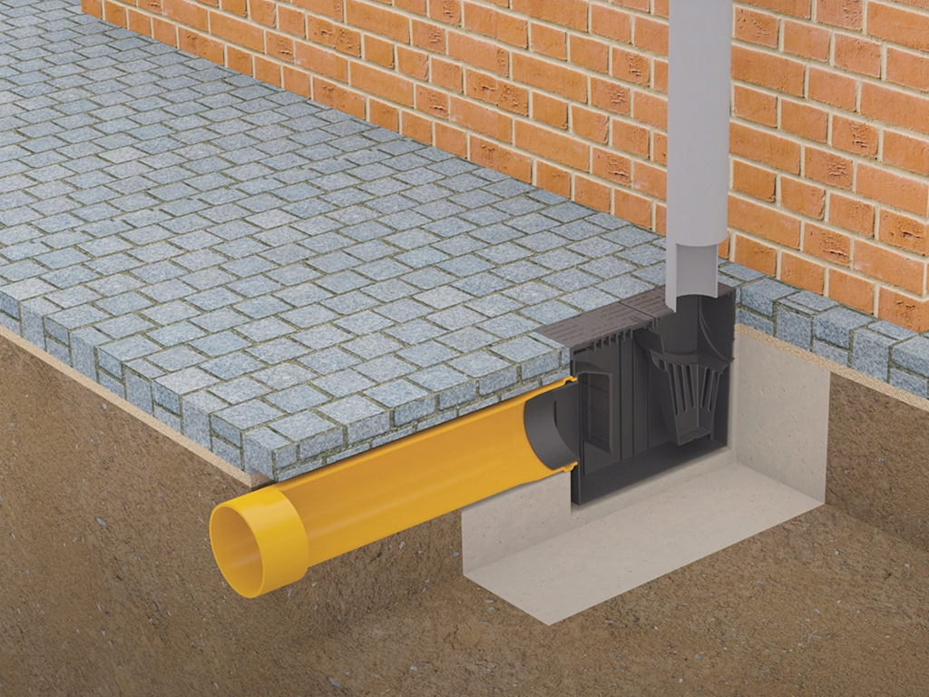 Бокс водосточный коричневый, пластиковый, 314x140x221мм, Dвход=75/90/110mm, с горизонтальным выходом D110мм