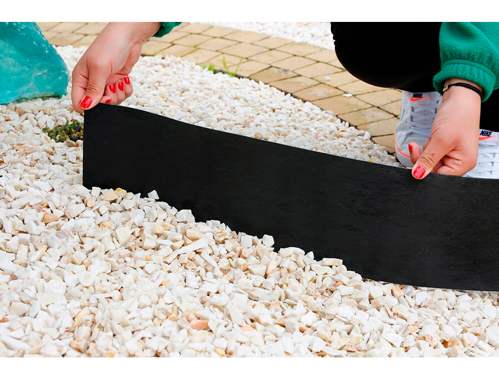 Bordură decorativă pentru grădină GARDEN LAWN, negru (9000х2х150)