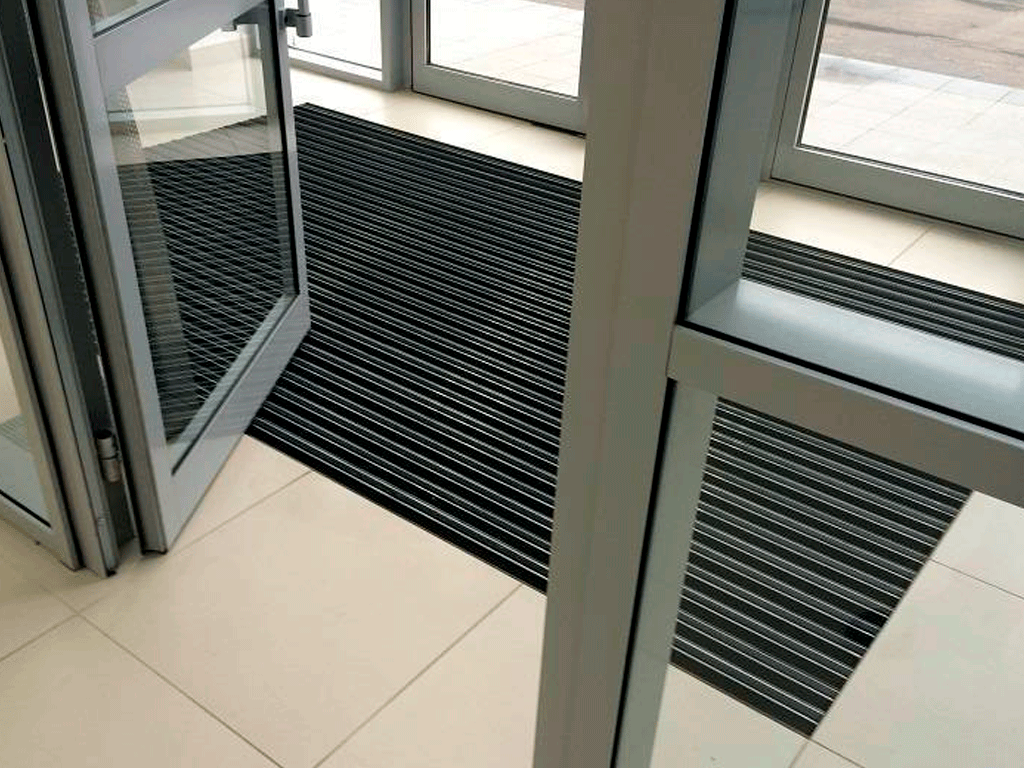 Stergator de picioare CITY (Cauciuc cu Razator), (595x395x25mm)