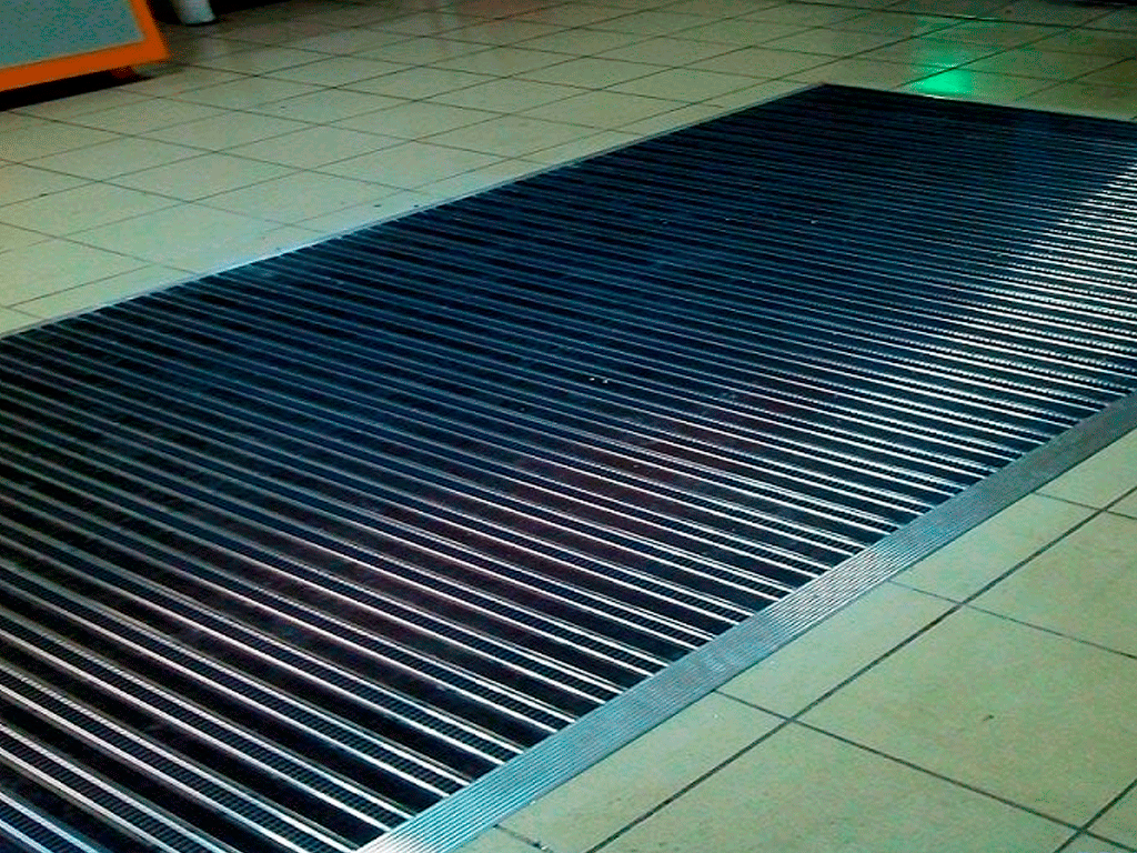 Stergator de picioare CITY (Cauciuc cu Razator), (595x395x25mm)