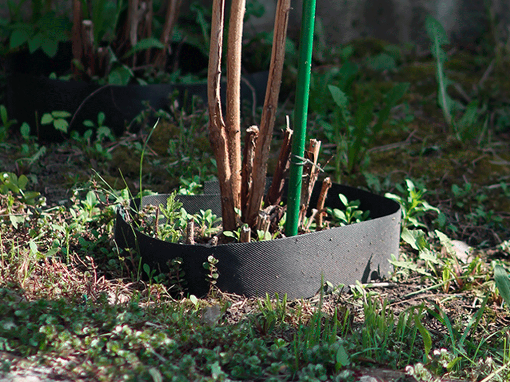 Aрмозащита (противокорневой барьер) в рулоне 1,2x10м (12м2), толщина 1,3мм черная, из полиэтилена