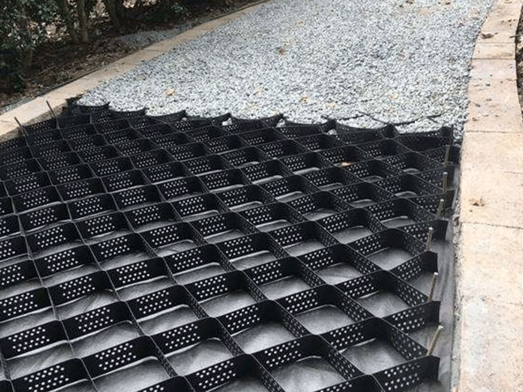 Георешетка TERRA 6000X2550 мм, H=100 мм, ячейка 220x220 мм (13,5 кг/модуль, S=15,3м2)