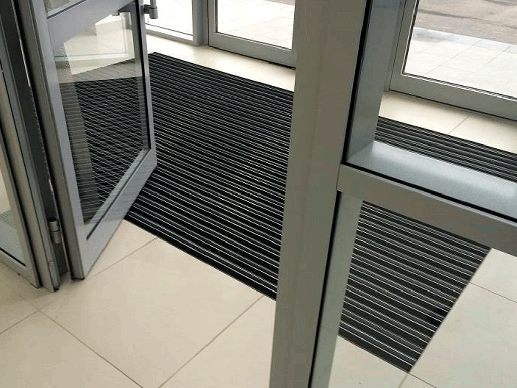 Stergator picioare CITY (CAUCIUC+RAZATOR)