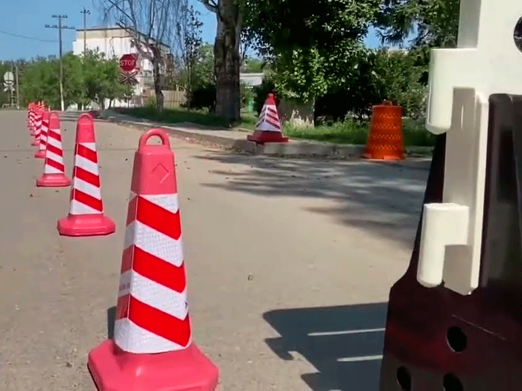 Конус дорожный сигнальный, 320x320x680мм, выдувной светоотражающий