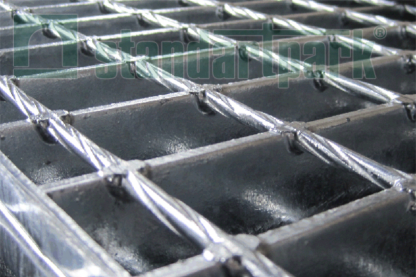 Сварной решетчатый настил с ячейкой 34x38 мм