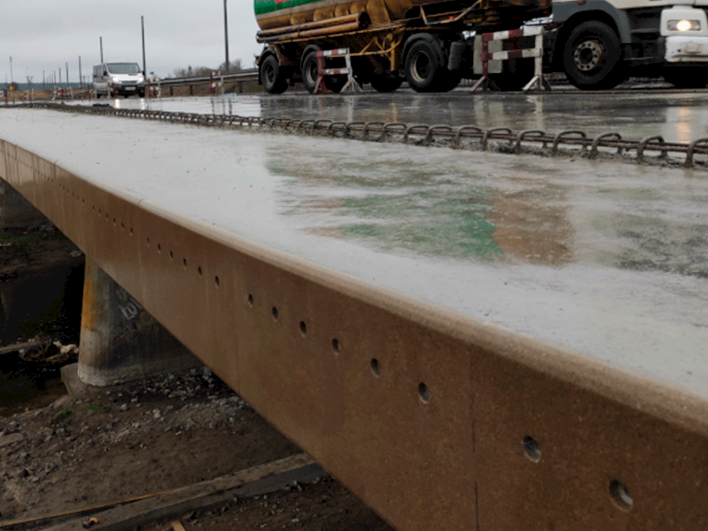 Cornișă pentru poduri (tip dreaptă), din polimerbeton (1000x500x40mm)