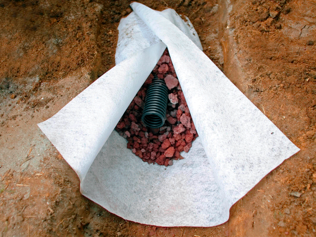 Geotextil interțesut TERAFORT PES100, densitatea 100gr/m2 (rola 2x50m)