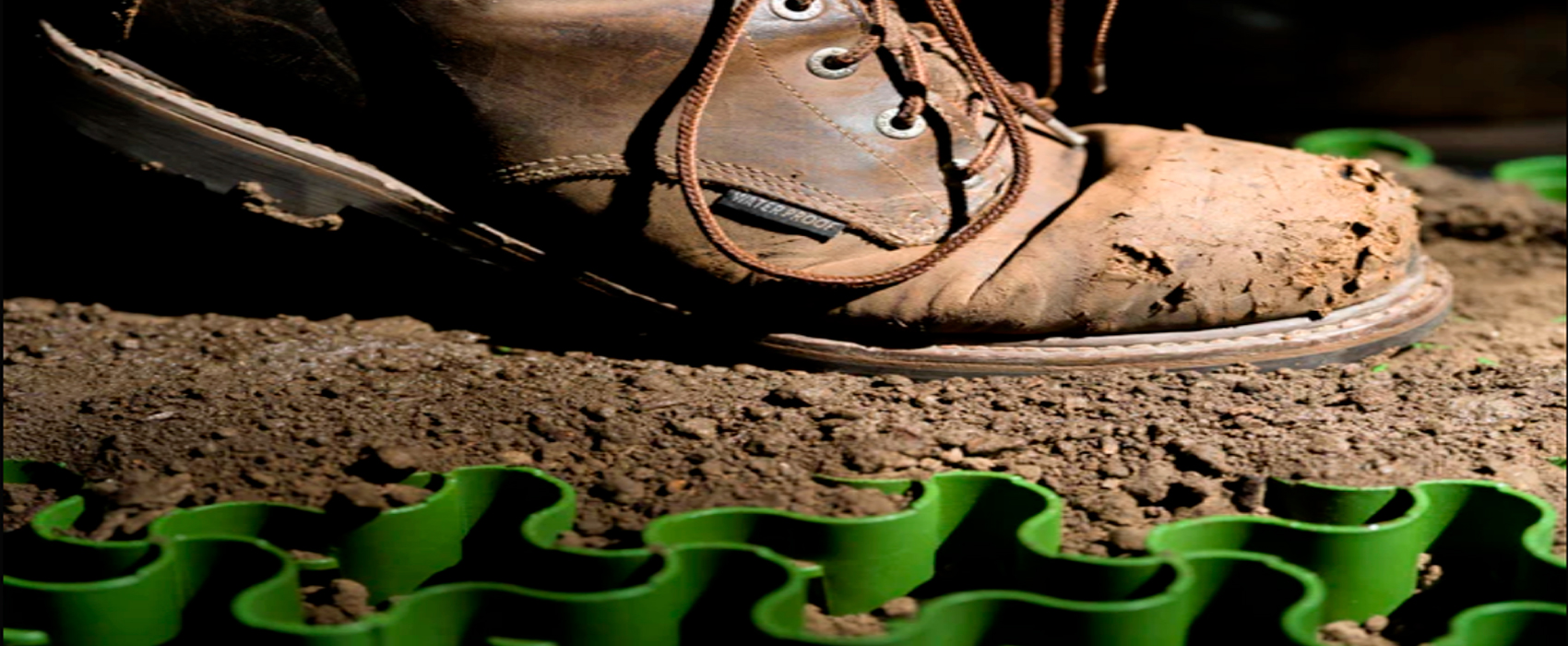 Amenajarea spatiilor verzi cu materiale profesionale